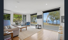 Bribie Waters Apartment